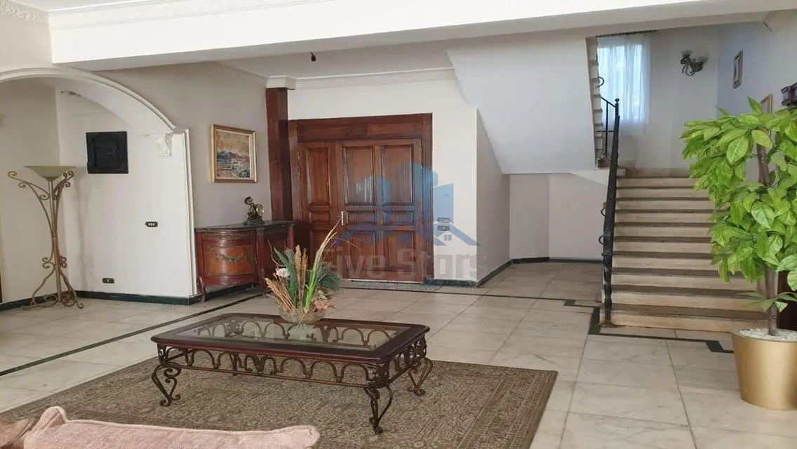 Luxury Villa for Sale with Private Pool and Garden