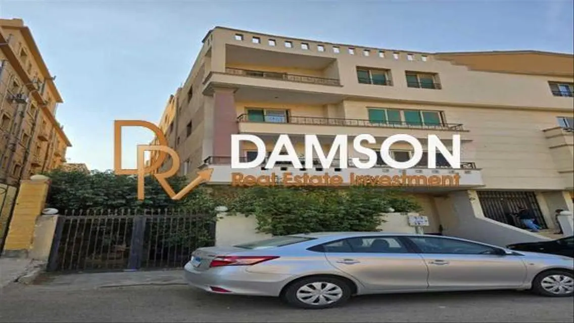 فيلا فاخرة بمساحة شاسعة مع مسبح خاص وحديقة