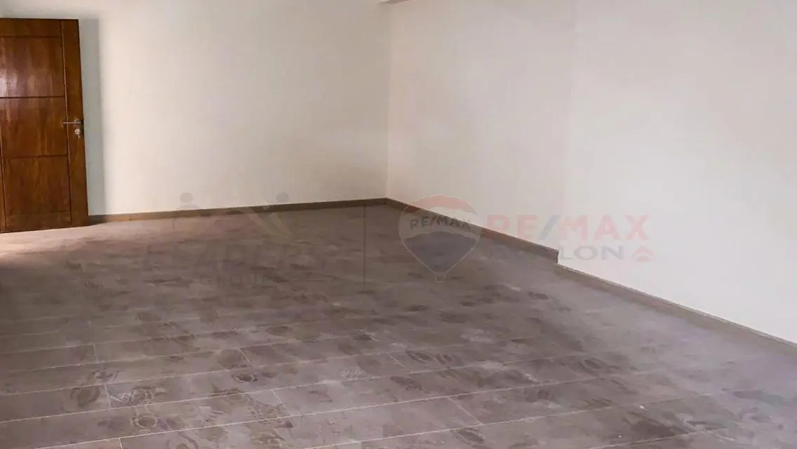 شقة مميزة للبيع بسعر تنافسي