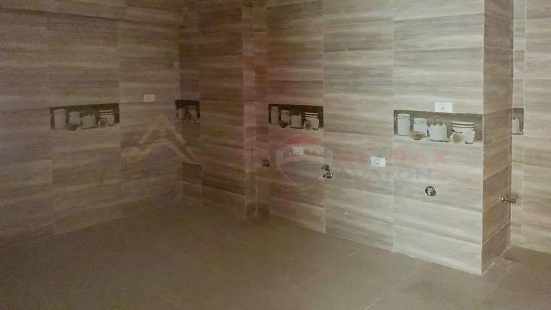 شقة مميزة للبيع بسعر تنافسي