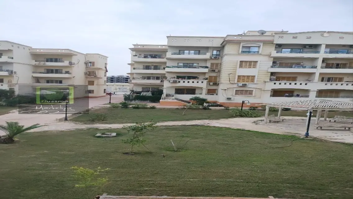 Spacious Apartment - 3 Beds and 2 Baths