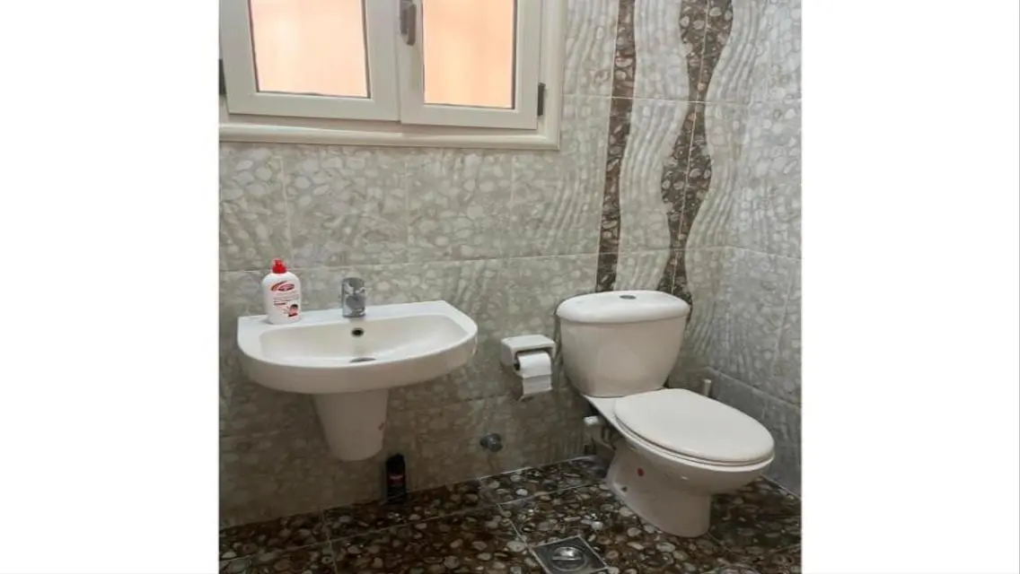 Luxury Apartment with Stunning View -203