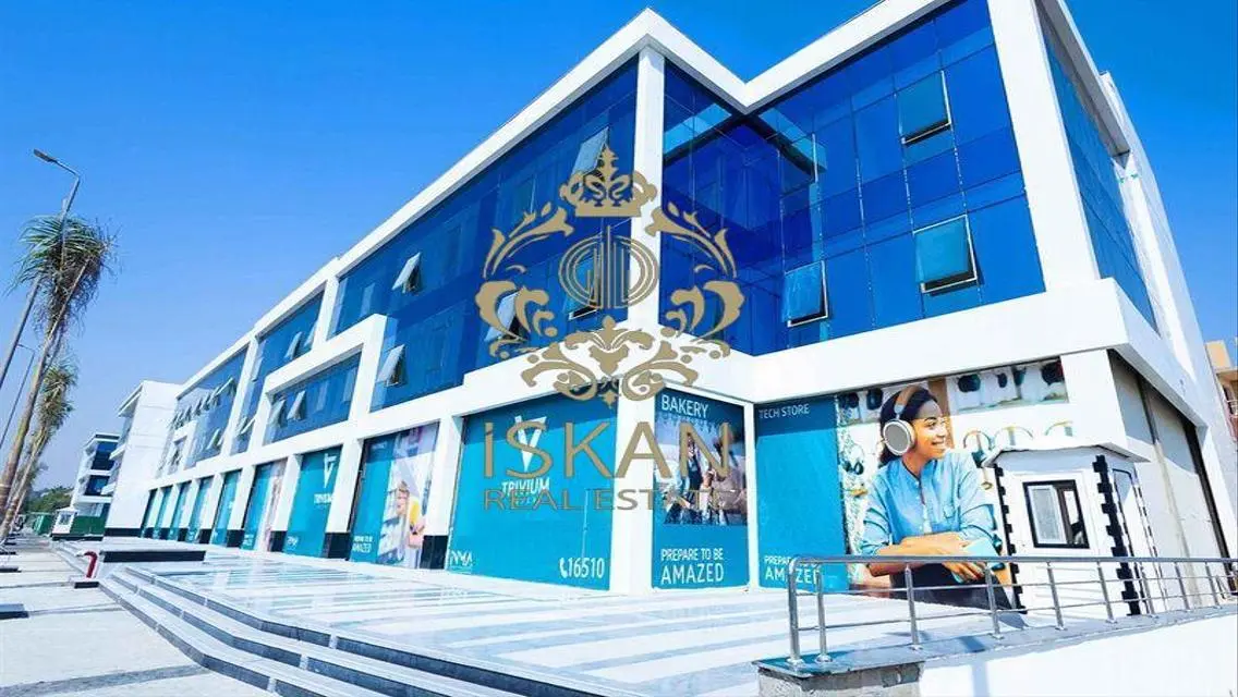 عقار متميز بمساحة واسعة ومرافق شاملة