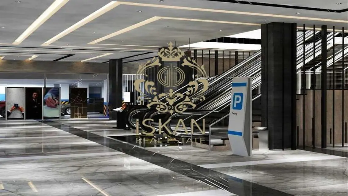عقار متميز بمساحة واسعة ومرافق شاملة