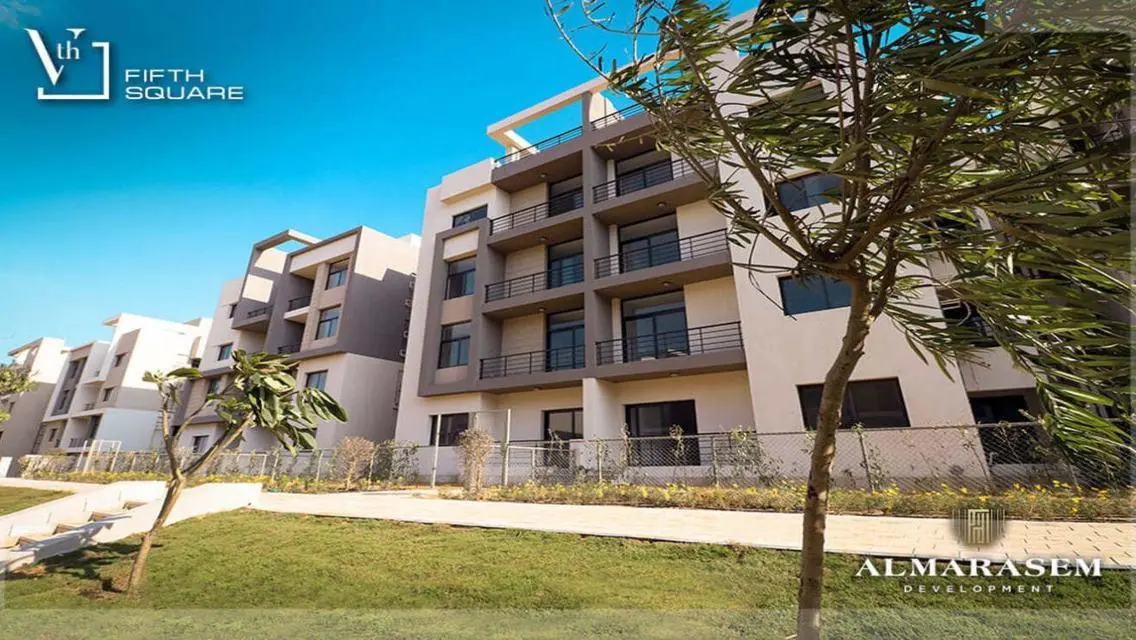 Luxury Apartment at Fifth Square - Al Marasem