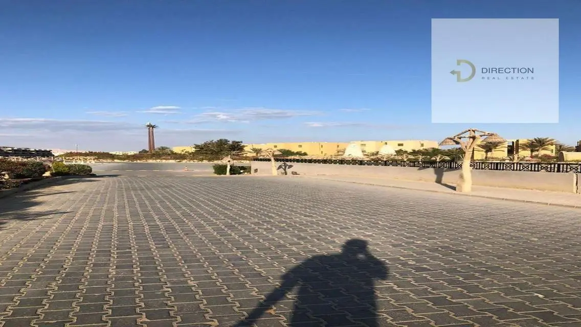 Luxury Villa with Stunning Views and Top Amenities