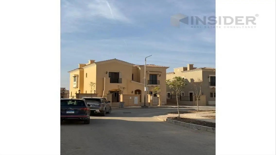 Luxury Villa with Private Garden and Pool in Prime Location