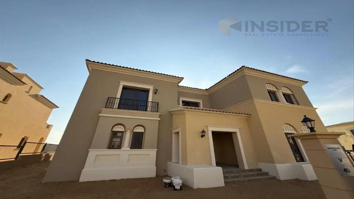 Luxury Villa with Private Garden and Pool in Prime Location