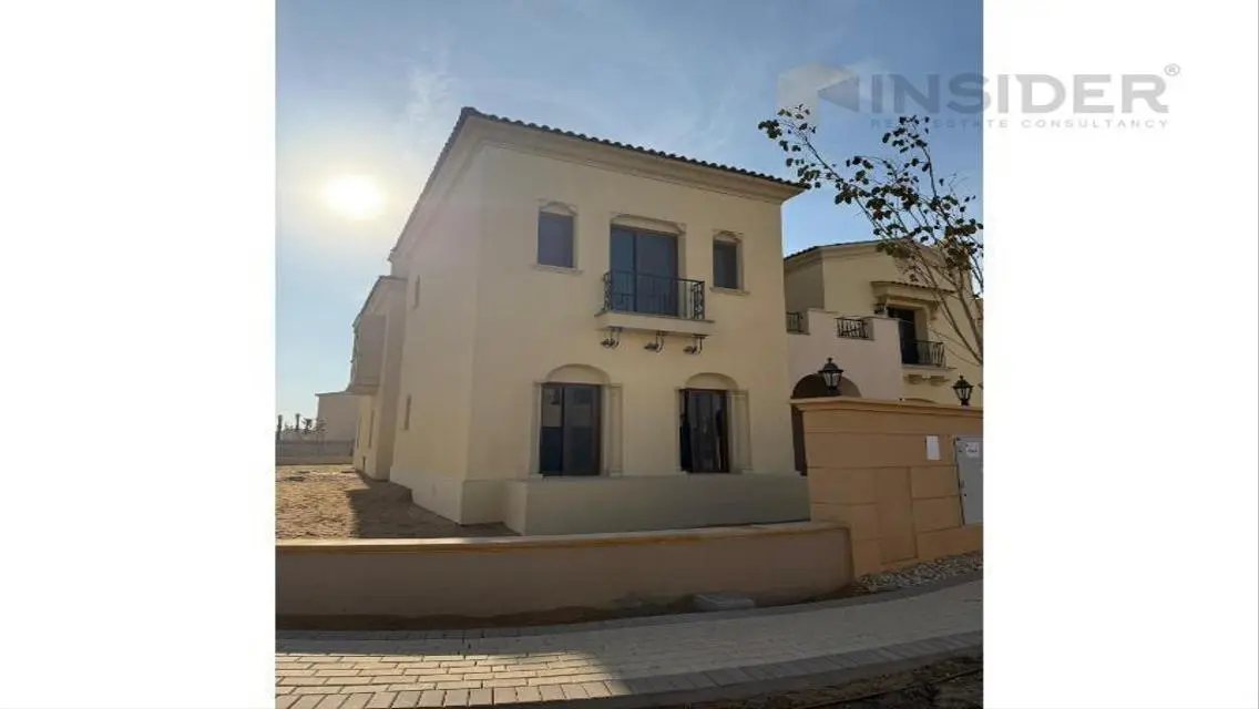 Luxury Villa with Private Garden and Pool in Prime Location
