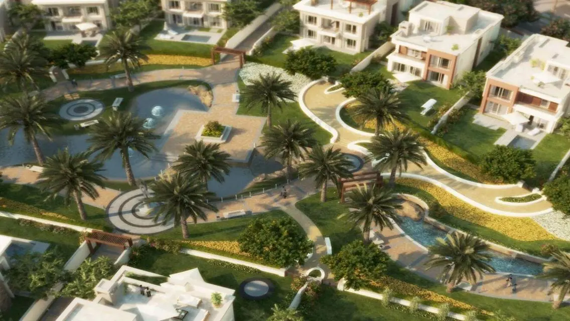 Luxury Apartment for Sale Overlooking Lakes