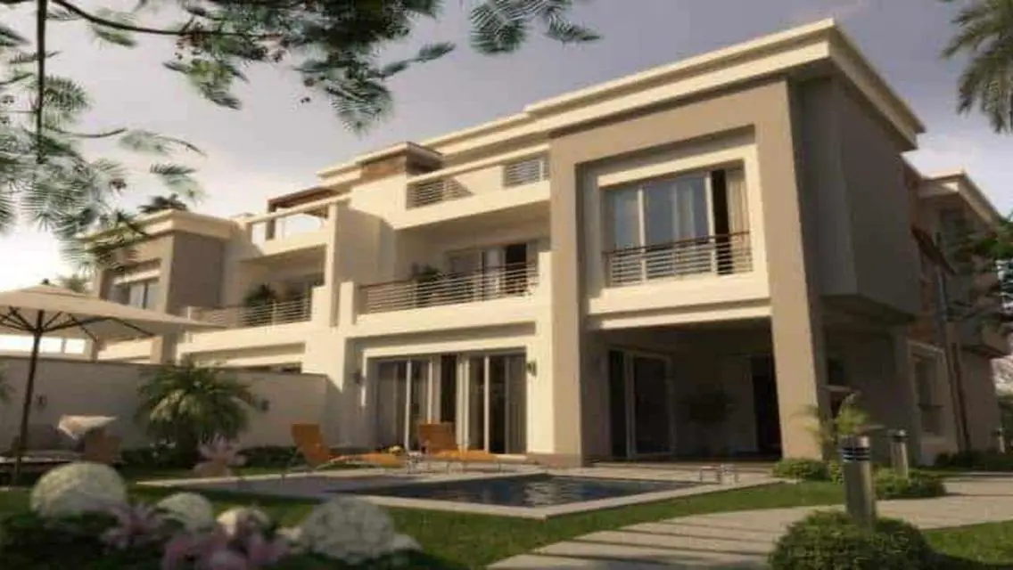 Luxury Apartment for Sale Overlooking Lakes
