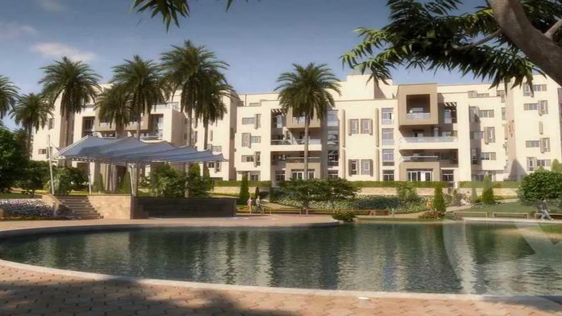 Luxury Apartment for Sale Overlooking Lakes