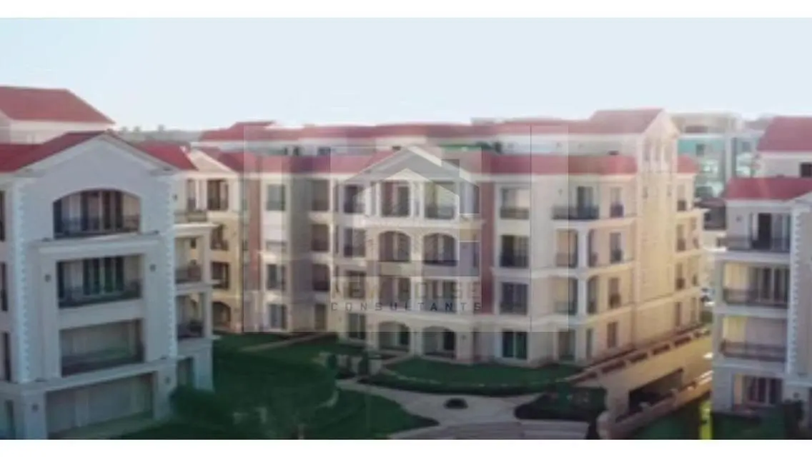 Luxurious Apartment for Sale Overlooking Lakes and Major Landmarks