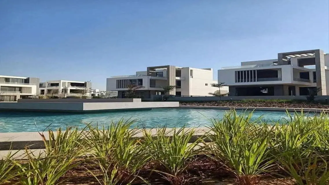 Luxurious House for Sale with Private Garden