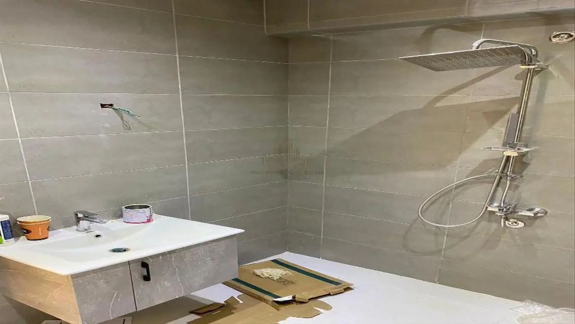 Luxury Apartment for Rent with Security Guard and Covered Parking