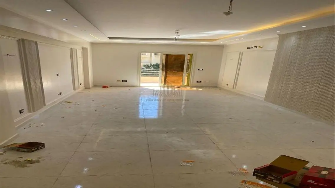 Luxury Apartment for Rent with Security Guard and Covered Parking