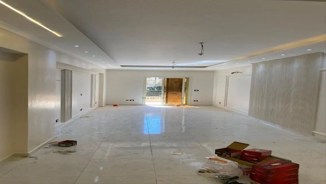 Luxury Apartment for Rent with Security Guard and Covered Parking