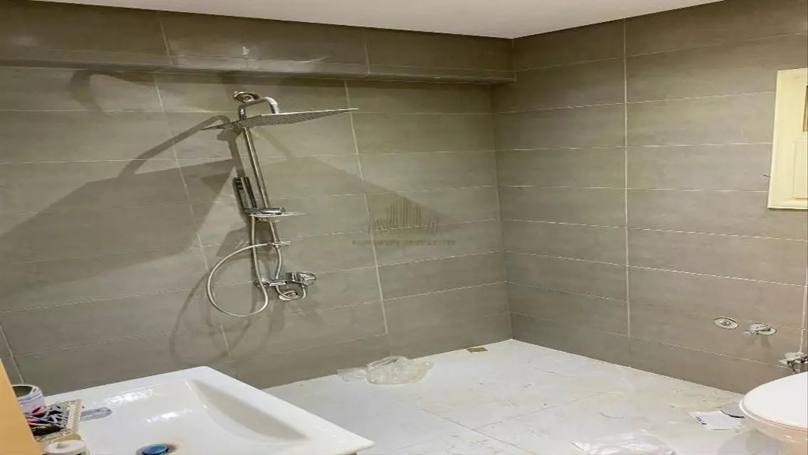 Luxury Apartment for Rent with Security Guard and Covered Parking