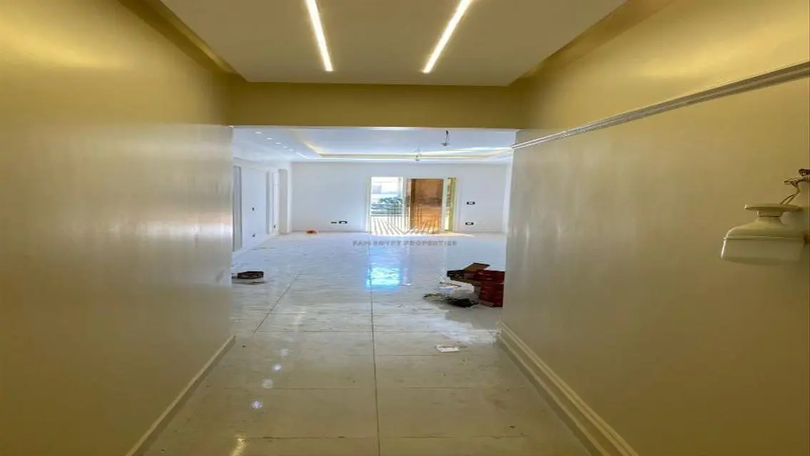 Luxury Apartment for Rent with Security Guard and Covered Parking