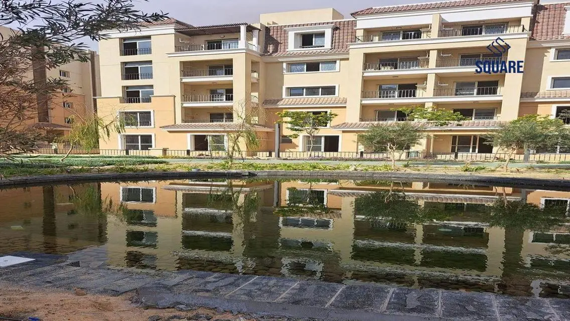 Luxury Apartment with Lake View and Premium Amenities