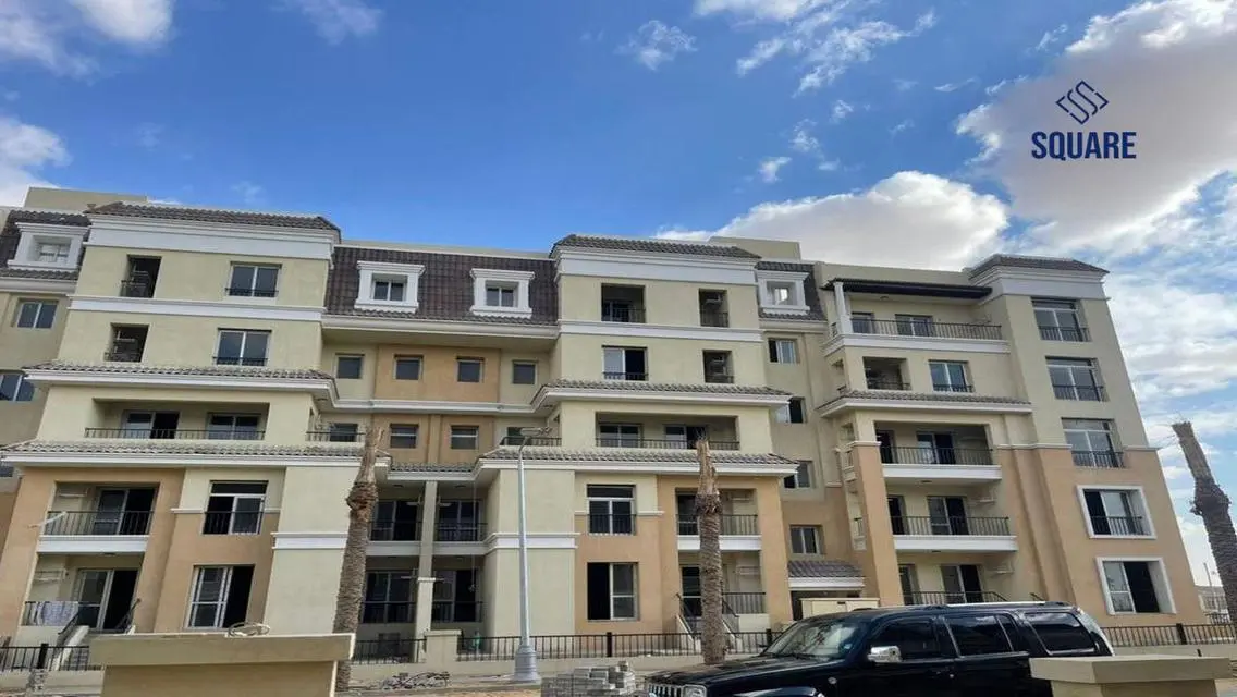 Luxury Apartment with Lake View and Premium Amenities