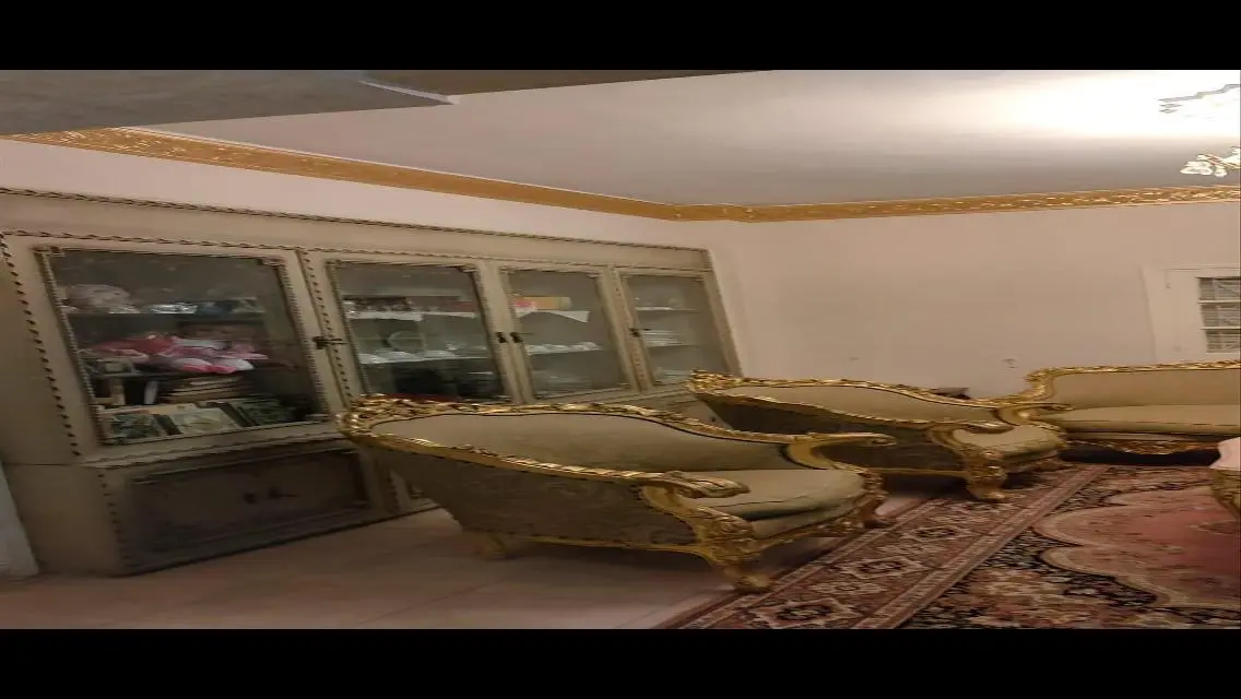 Luxurious House for Sale with Spacious Living and Stunning Views