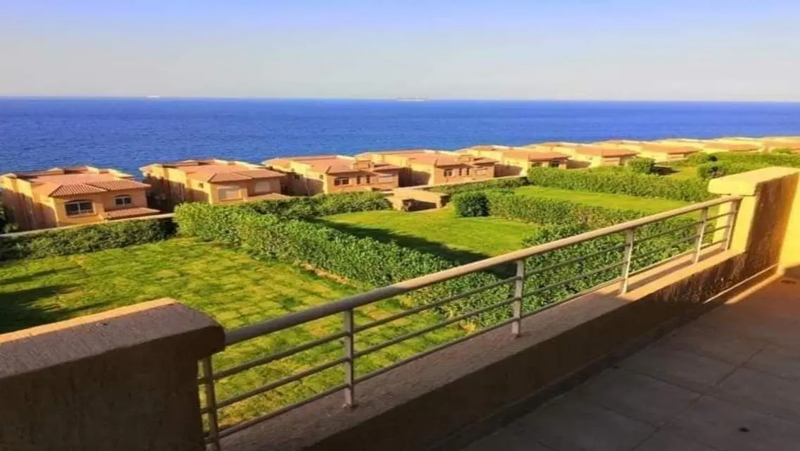 Luxury Villa with Private Pool and Garden