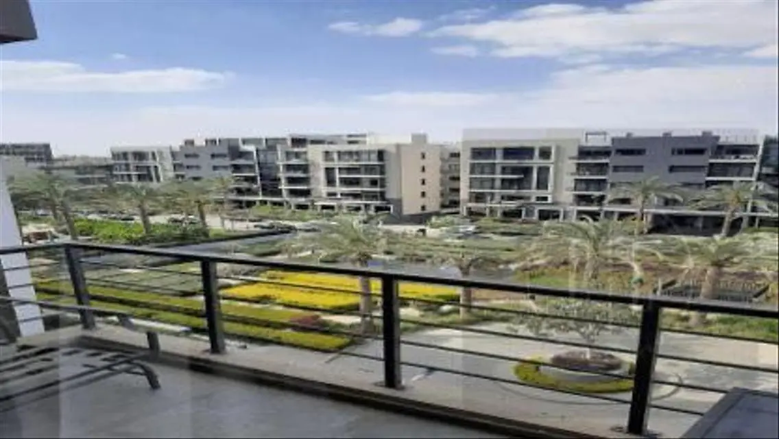 فيلا فاخرة مع مسبح خاص وإطلالة رائعة