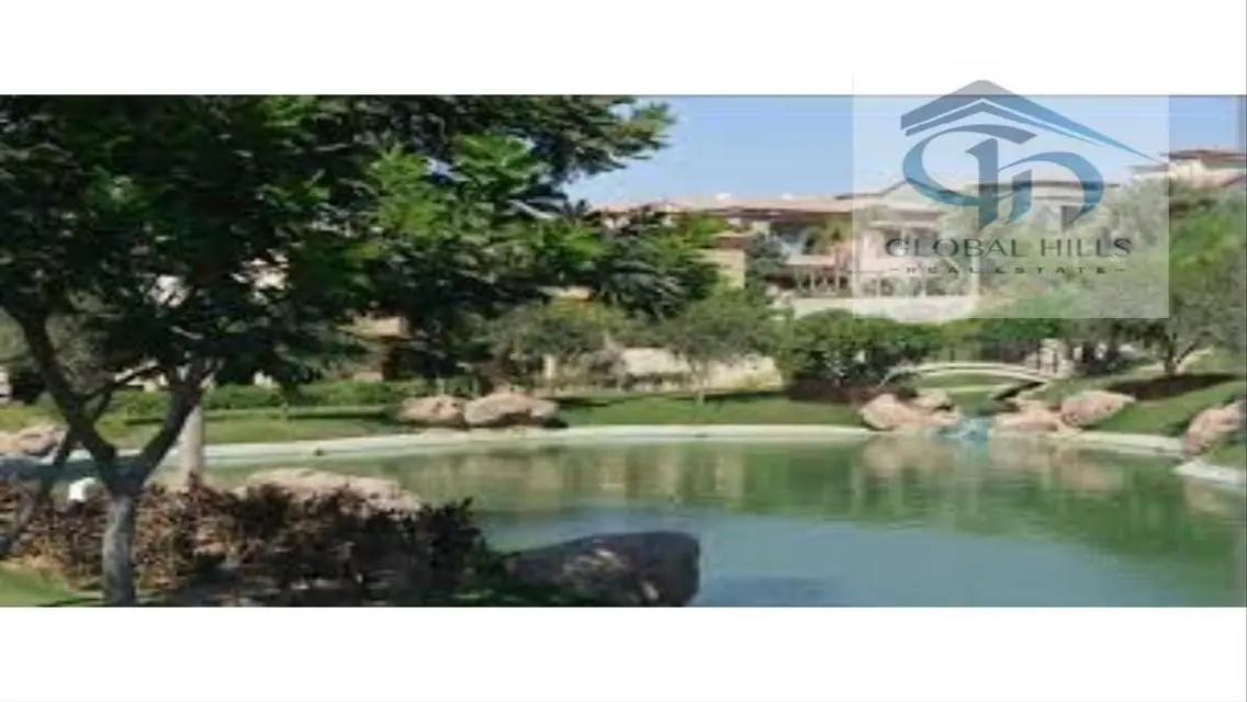 منزل مستقل للبيع في Lake View بمساحة 500 متر