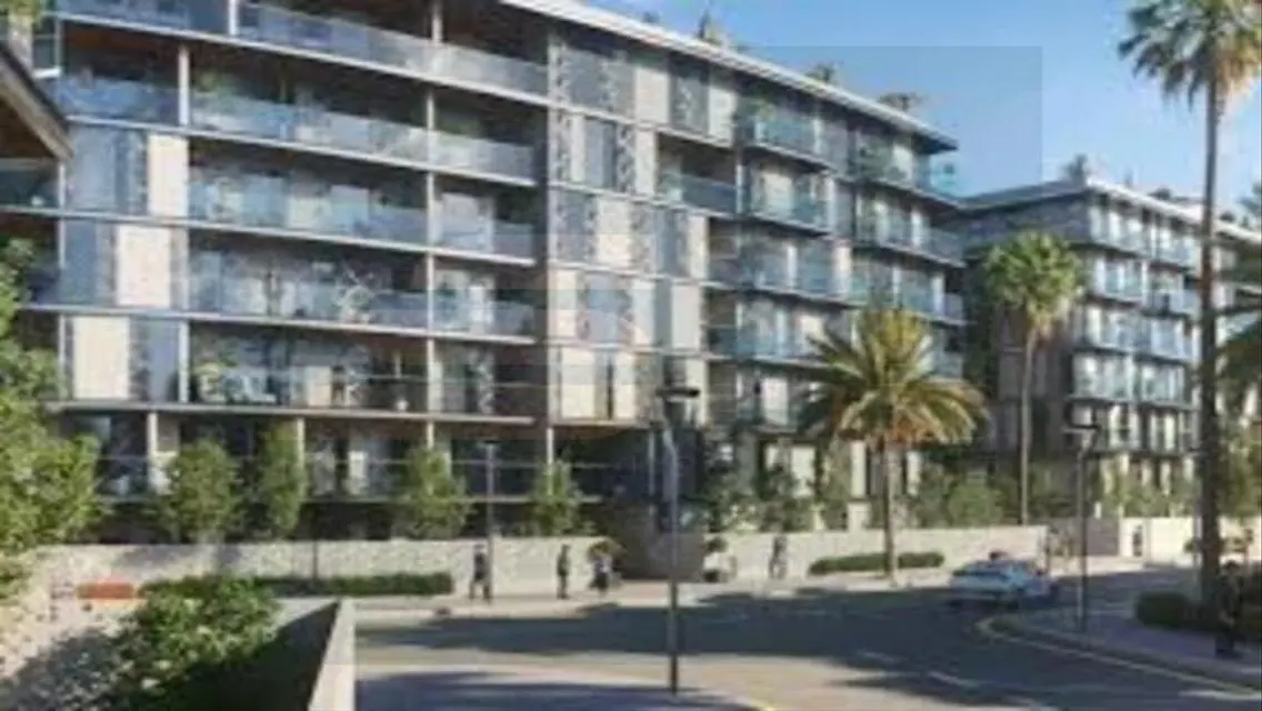 Stunning 750 sqm House