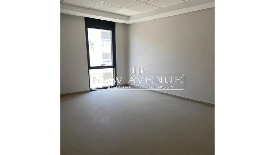 Office for Rent with Various Amenities and Prime Location