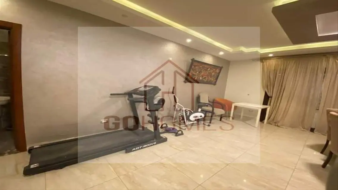 Luxurious Apartment with Ample Space and Complete Amenities