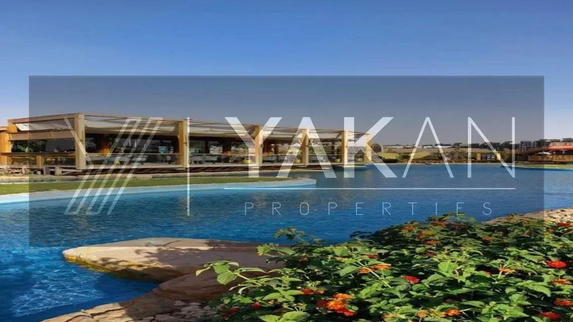 Luxury Villa for Sale - 800 Sq. M in Prime Location