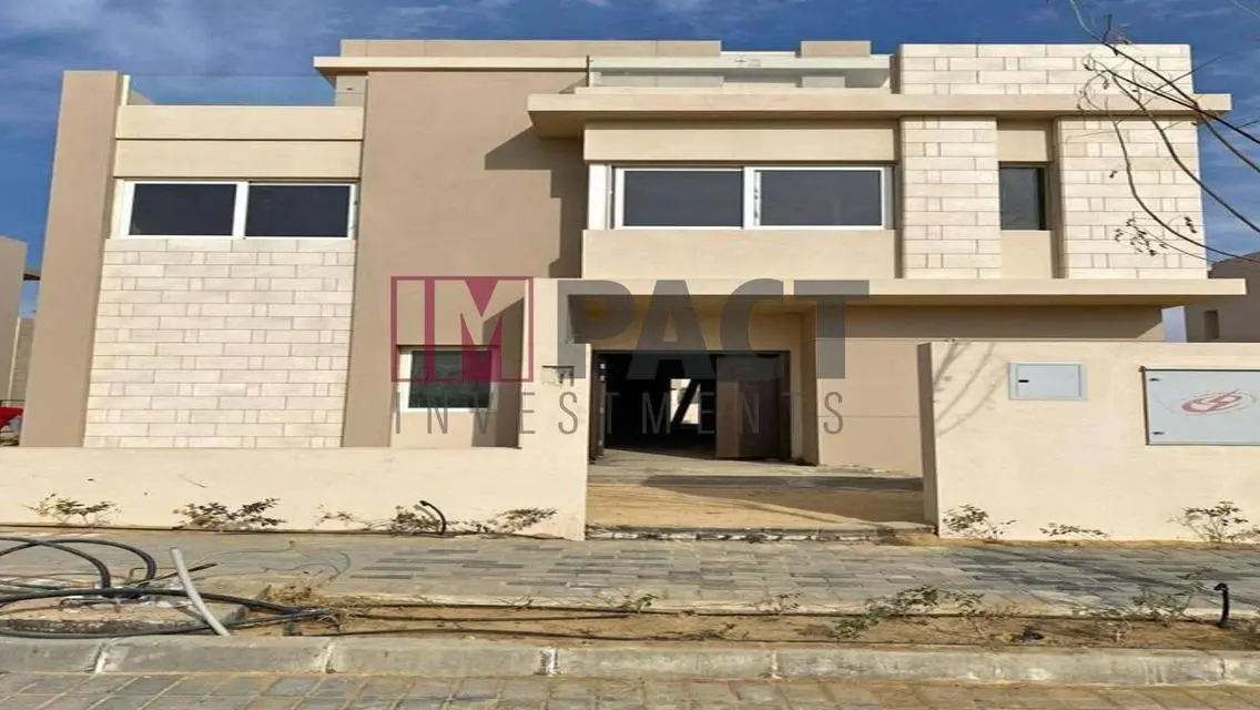 فيلا فاخرة في هايد بارك - 210 متر