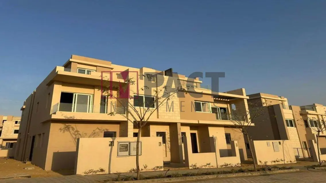 فيلا فاخرة في هايد بارك - 210 متر