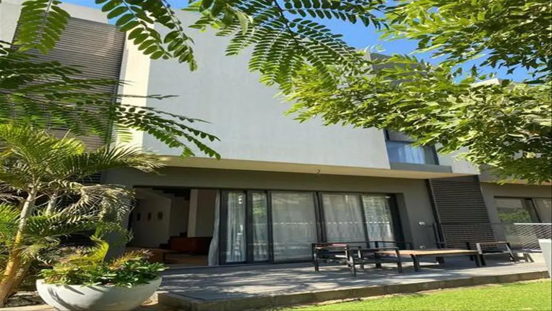 Experience Luxury Family Living at Al Burouj