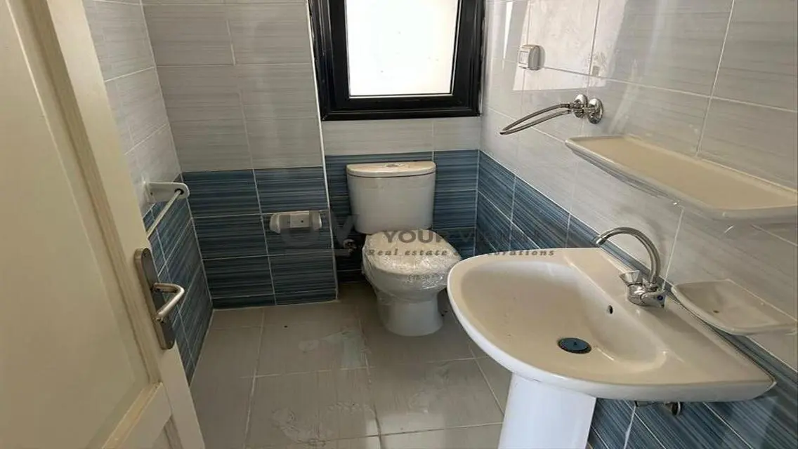 فيلا فاخرة B15-150 بتصميم عصري