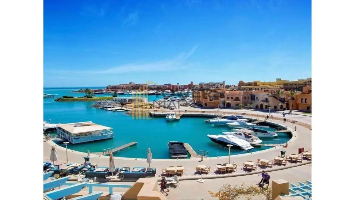 تاون هاوس 4 غرف /تشطيب كامل /تقسيط 5 سنوات/الجونة
