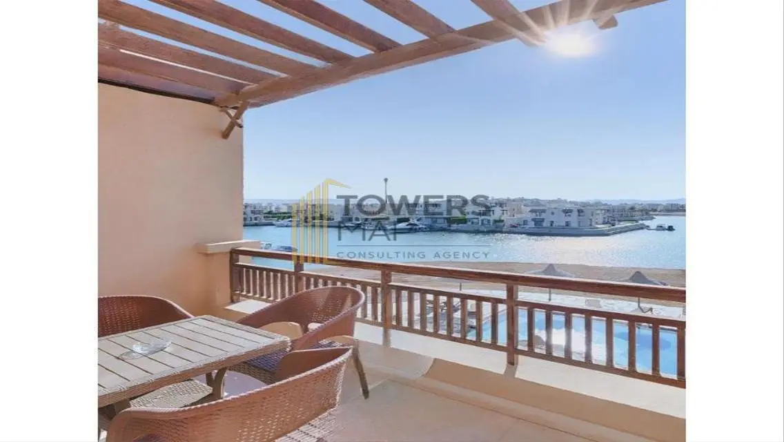 تاون هاوس 4 غرف /تشطيب كامل /تقسيط 5 سنوات/الجونة