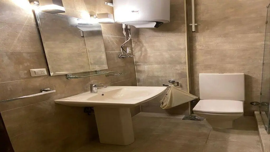 Luxurious Apartment with Spacious Area in the Heart of the City