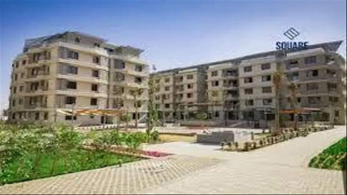 Luxurious Villa with Balcony and Security Guard