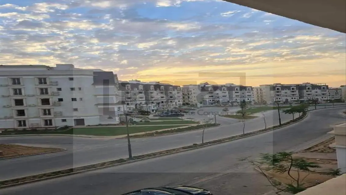 شقة فاخرة للإيجار في ST81، متكاملة الخدمات
