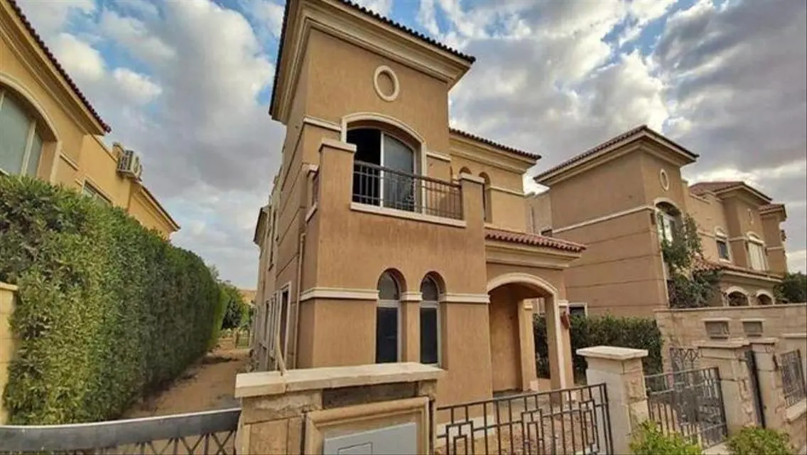 Distinctive Villa for Sale in Stone Park, Fifth Settlement