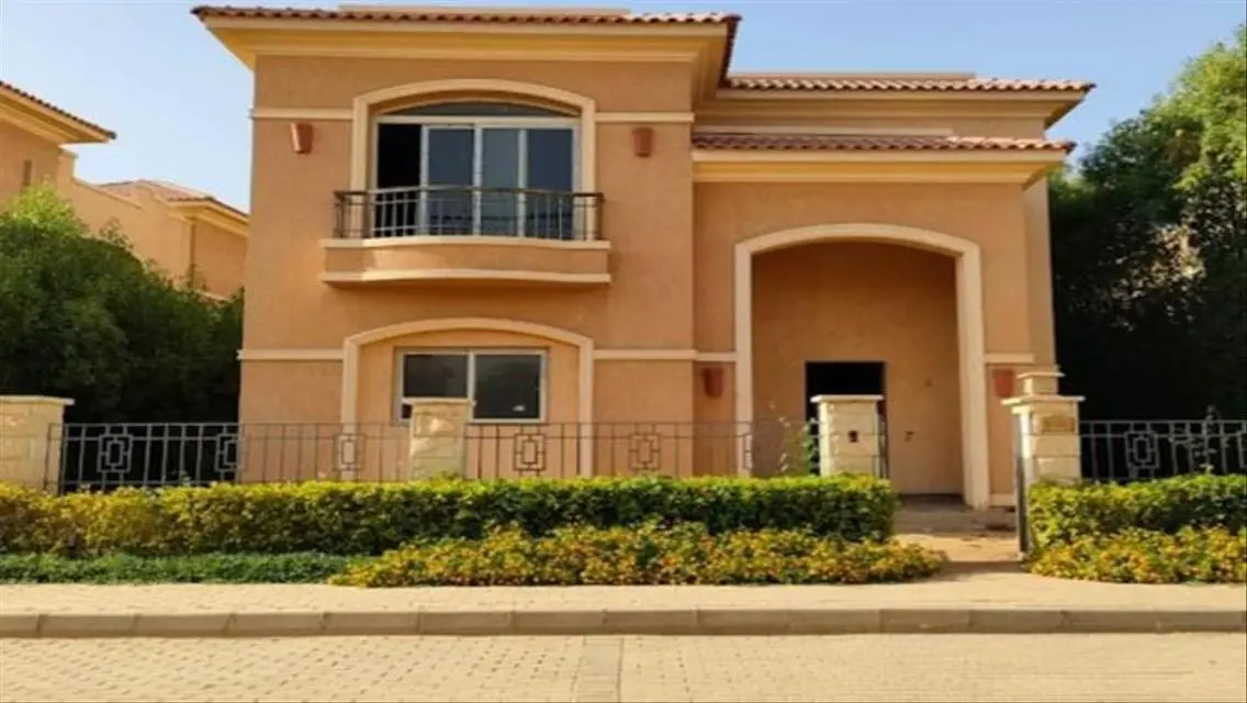 Distinctive Villa for Sale in Stone Park, Fifth Settlement