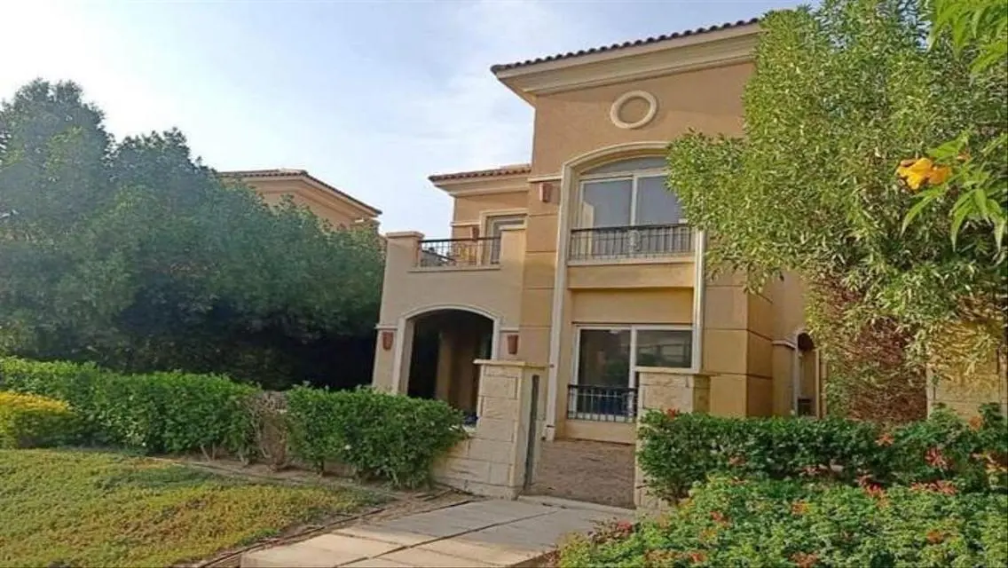 Distinctive Villa for Sale in Stone Park, Fifth Settlement