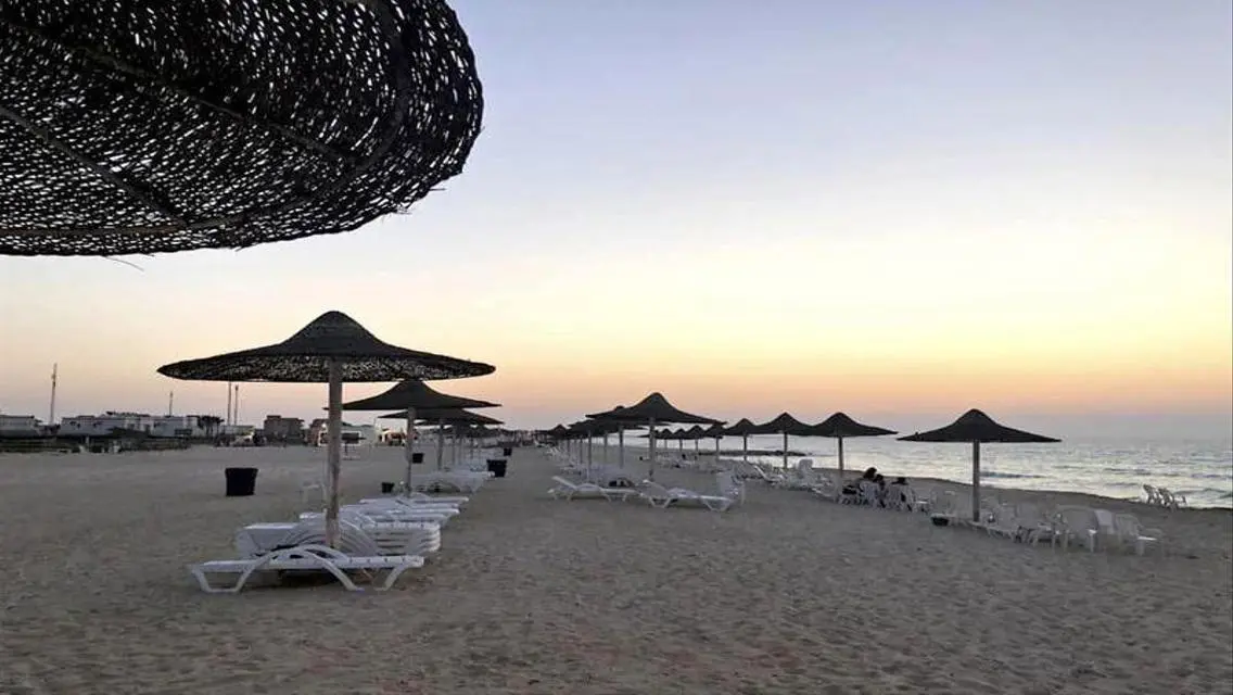 Luxurious Villa for Sale with Expansive Space and Amenities