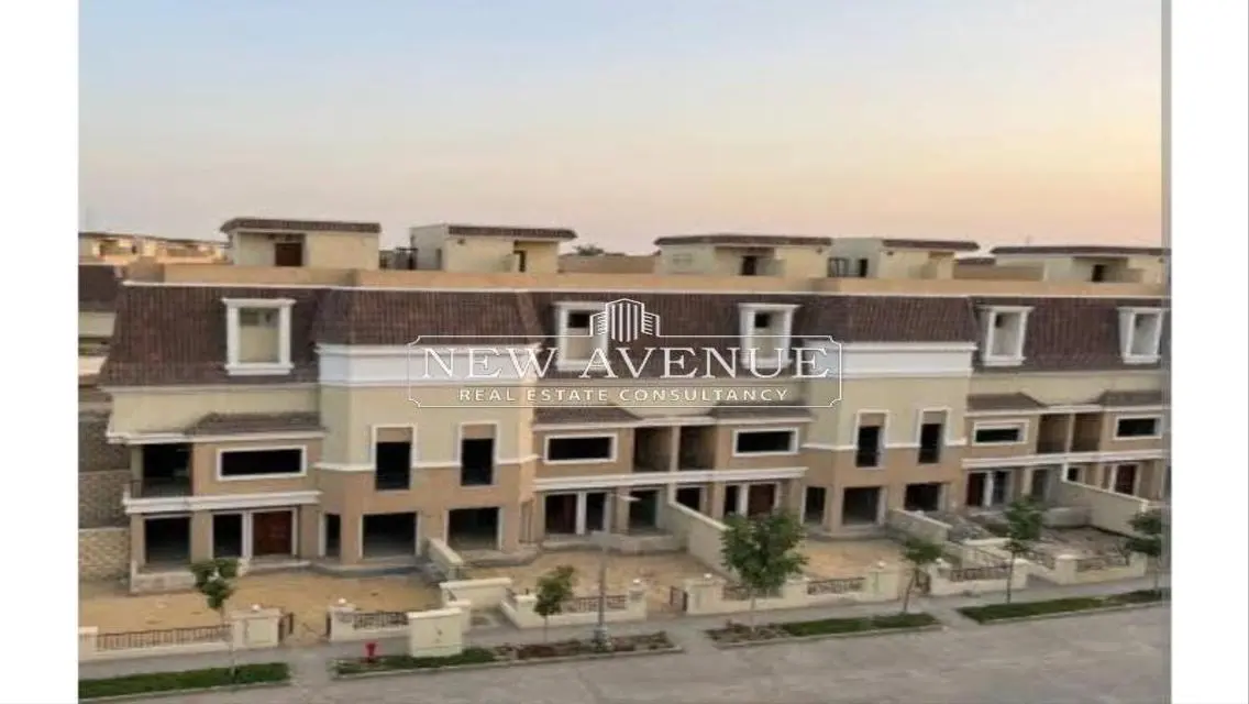 Luxurious Apartment with Private Garden and Stunning Views