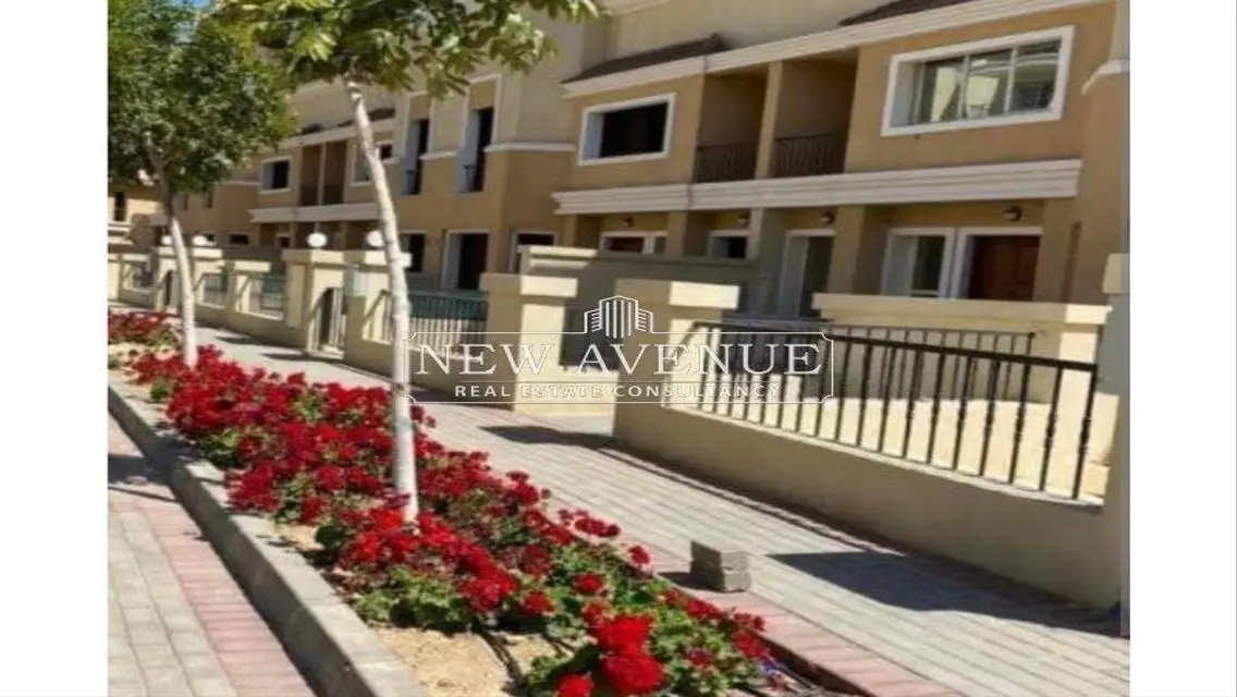 Luxurious Apartment with Private Garden and Stunning Views