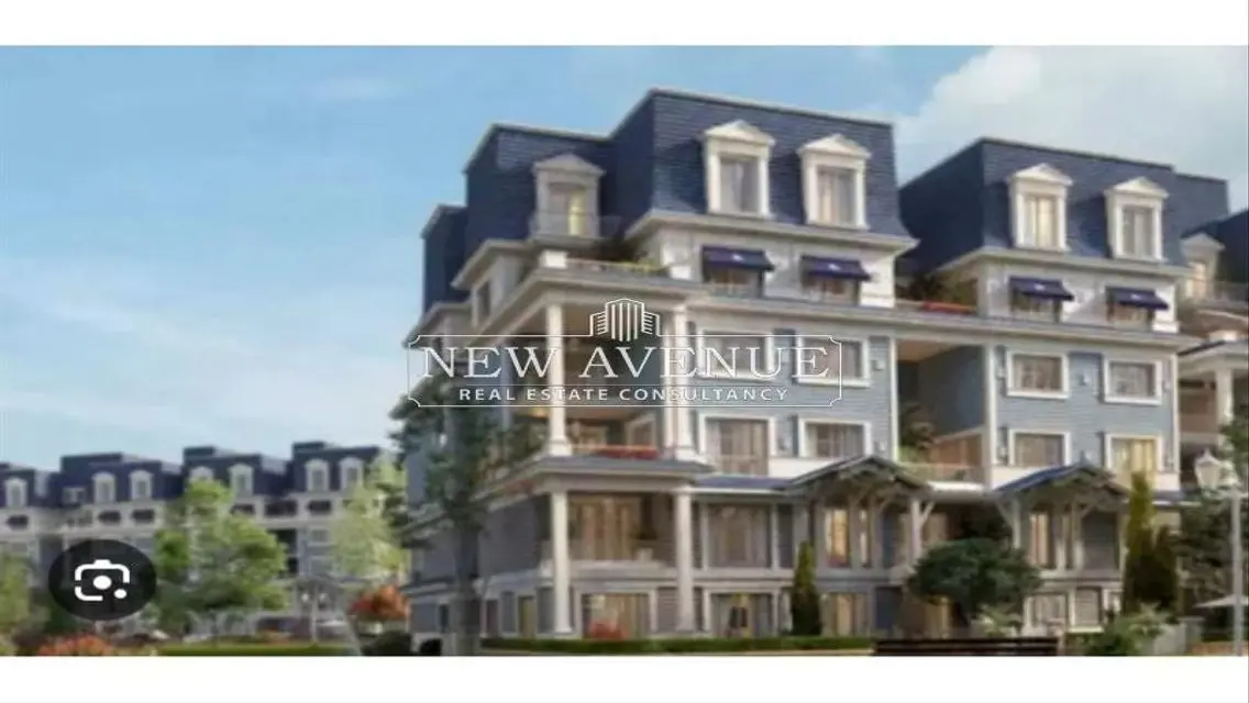 Luxury Apartment Overlooking Main Landmark - 140 sqm