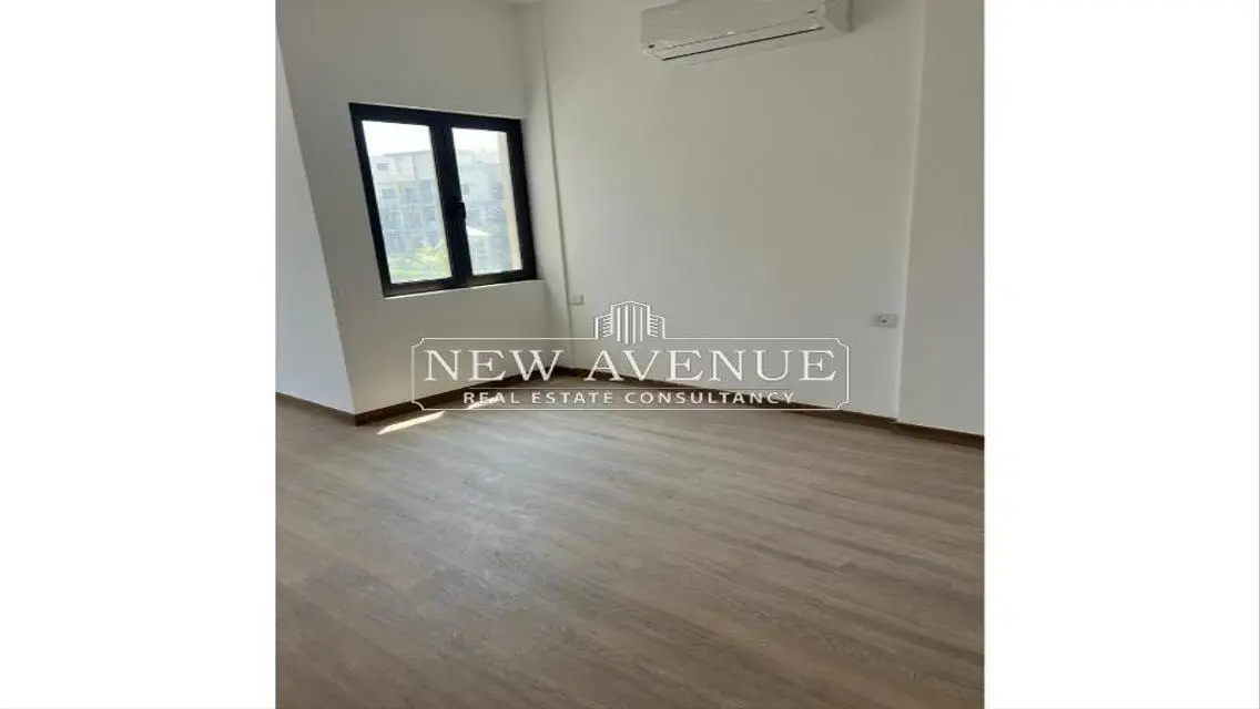 Luxury Apartment with Spacious Living in the Heart of the City